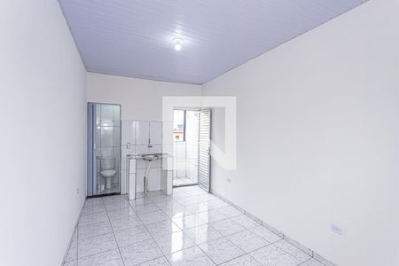 Kitnet de casa para alugar com 1 quarto, 28m² em Vila Diva, São Paulo