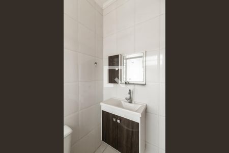 Apartamento à venda com 64m², 2 quartos e 1 vaga Apartamento à venda com 64m², 2 quartos e 1 vagaBanheiro da Suíte 1