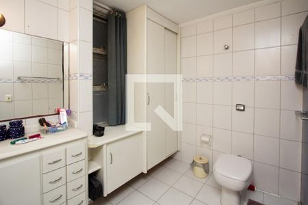 Apartamento à venda com 140m², 3 quartos e 3 vagas Apartamento à venda com 140m², 3 quartos e 3 vagasBanheiro da Suíte