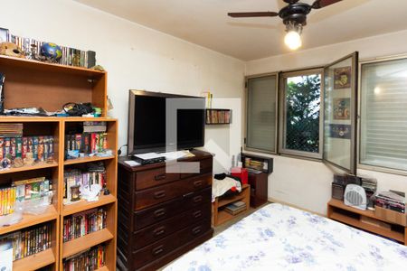 Apartamento à venda com 140m², 3 quartos e 3 vagas Apartamento à venda com 140m², 3 quartos e 3 vagasSuíte