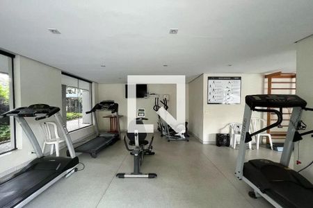 Apartamento à venda com 140m², 3 quartos e 3 vagas Apartamento à venda com 140m², 3 quartos e 3 vagasÁrea comum - Academia