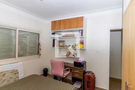 Casa à venda com 390m², 4 quartos e 2 vagasQuarto 4