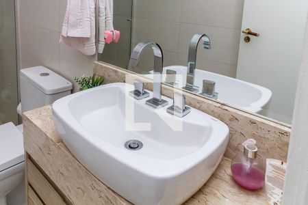 Casa à venda com 390m², 4 quartos e 2 vagasBanheiro