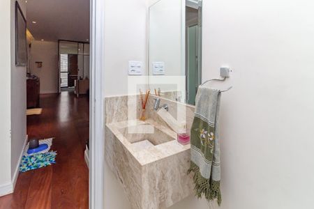 Casa à venda com 390m², 4 quartos e 2 vagasLavabo 2