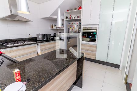 Casa à venda com 390m², 4 quartos e 2 vagasCozinha