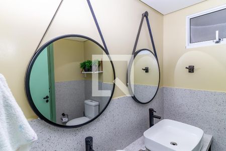 Casa à venda com 390m², 4 quartos e 2 vagasBanheiro da Suíte 2