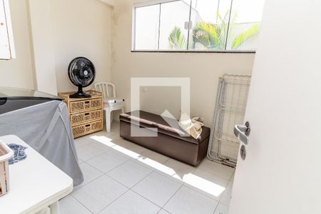 Casa à venda com 390m², 4 quartos e 2 vagasQuintal / Área de Serviço