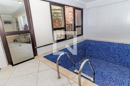 Casa à venda com 390m², 4 quartos e 2 vagasPiscina