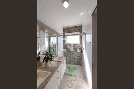 Casa à venda com 142m², 3 quartos e 2 vagas Casa à venda com 142m², 3 quartos e 2 vagasBanheiro da Suíte 3