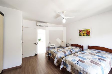 Casa à venda com 142m², 3 quartos e 2 vagas Casa à venda com 142m², 3 quartos e 2 vagasSuíte 3