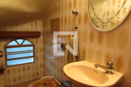 Casa à venda com 250m², 3 quartos e 4 vagasLavabo