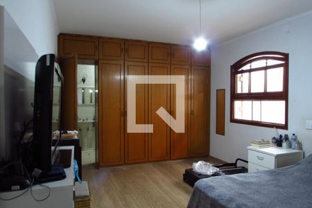 Casa à venda com 250m², 3 quartos e 4 vagasSuíte 1