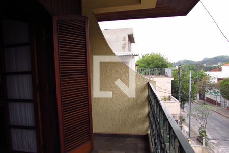 Casa à venda com 250m², 3 quartos e 4 vagasVaranda