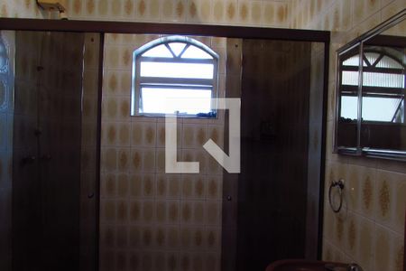 Casa à venda com 250m², 3 quartos e 4 vagasBanheiro Suíte 3