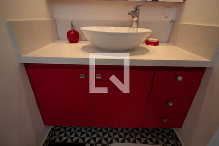 Apartamento à venda com 101m², 3 quartos e 2 vagas Apartamento à venda com 101m², 3 quartos e 2 vagasBanheiro da Suíte