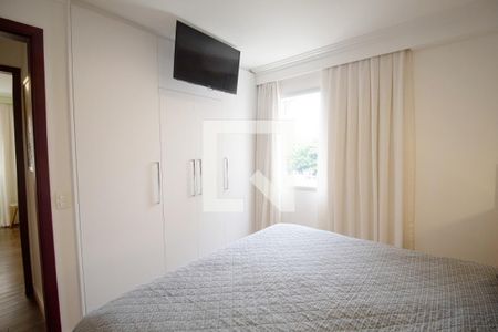 Apartamento à venda com 101m², 3 quartos e 2 vagas Apartamento à venda com 101m², 3 quartos e 2 vagasSuíte