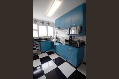 Apartamento à venda com 101m², 3 quartos e 2 vagas Apartamento à venda com 101m², 3 quartos e 2 vagasCozinha