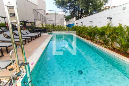 Apartamento para alugar com 36m², 2 quartos e sem vaga Apartamento para alugar com 36m², 2 quartos e sem vagaPiscina