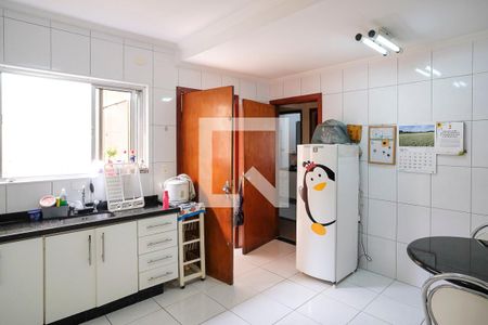 Casa à venda com 191m², 3 quartos e 2 vagasCozinha