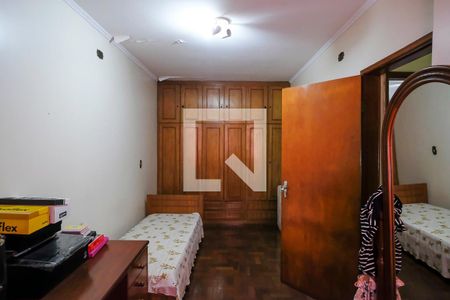 Casa à venda com 191m², 3 quartos e 2 vagasQuarto 1