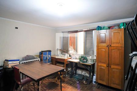 Casa à venda com 191m², 3 quartos e 2 vagasQuarto de serviço