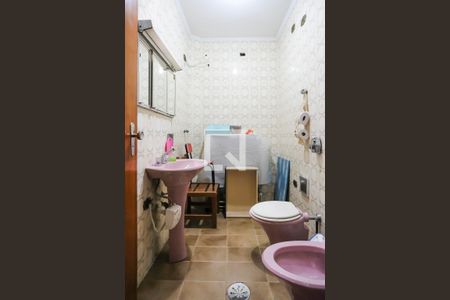 Casa à venda com 191m², 3 quartos e 2 vagasBanheiro 1