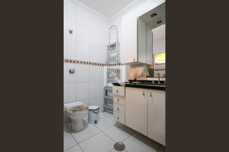 Casa à venda com 191m², 3 quartos e 2 vagasBanheiro 2