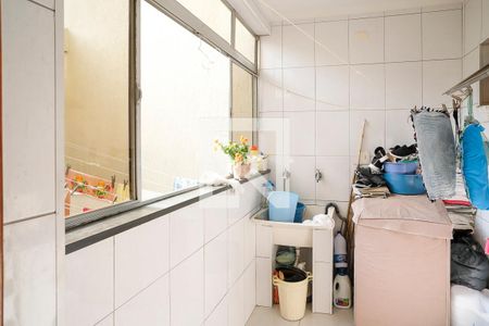 Casa à venda com 191m², 3 quartos e 2 vagasÁrea de serviço