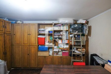 Casa à venda com 191m², 3 quartos e 2 vagasQuarto de serviço