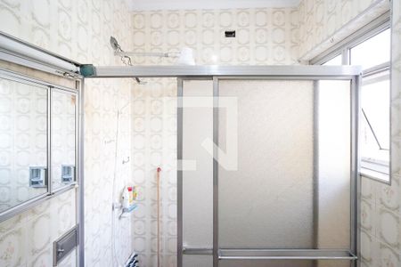 Casa à venda com 191m², 3 quartos e 2 vagasBanheiro da suíte