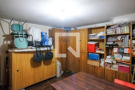 Casa à venda com 191m², 3 quartos e 2 vagasQuarto de serviço