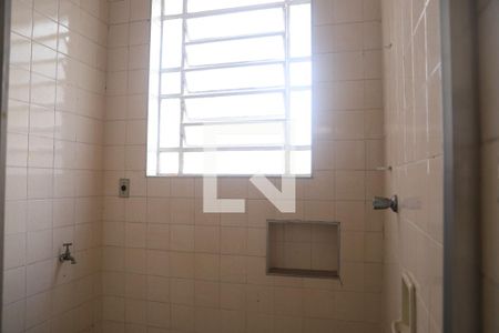 Casa à venda com 200m², 8 quartos e 4 vagasBanheiro - Casa 2