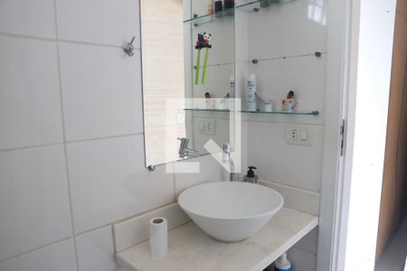 Casa à venda com 200m², 8 quartos e 4 vagasBanheiro de serviço - Casa 1