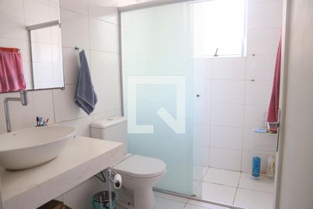 Casa à venda com 200m², 8 quartos e 4 vagasBanheiro - Casa 1