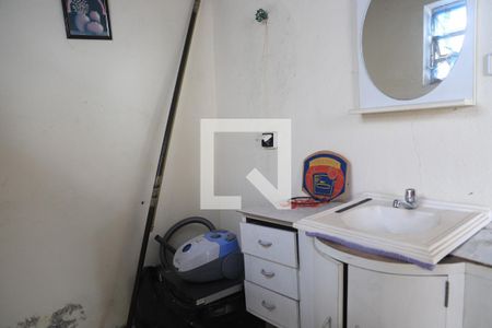 Casa à venda com 180m², 4 quartos e 2 vagasBanheiro 2