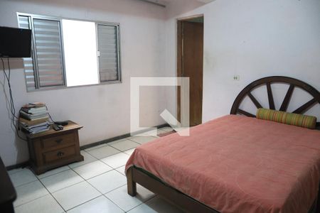 Casa à venda com 180m², 4 quartos e 2 vagasSuíte