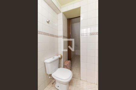 Casa à venda com 100m², 2 quartos e 1 vaga Casa à venda com 100m², 2 quartos e 1 vagaBanheiro de Serviço