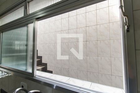 Casa à venda com 100m², 2 quartos e 1 vaga Casa à venda com 100m², 2 quartos e 1 vagaVista da Cozinha