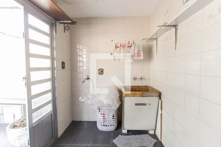 Casa à venda com 100m², 2 quartos e 1 vaga Casa à venda com 100m², 2 quartos e 1 vagaÁrea de Serviço