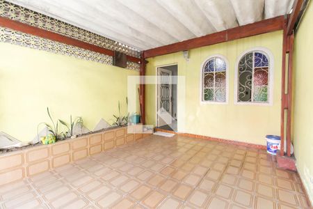 Casa à venda com 100m², 2 quartos e 1 vaga Casa à venda com 100m², 2 quartos e 1 vagaGaragem