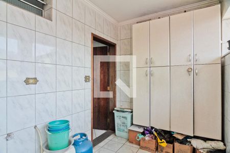 Casa para alugar com 289m², 4 quartos e 5 vagas Casa para alugar com 289m², 4 quartos e 5 vagasLavanderia