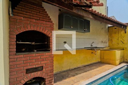 Casa para alugar com 289m², 4 quartos e 5 vagas Casa para alugar com 289m², 4 quartos e 5 vagasÁrea externa