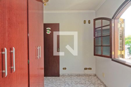 Casa para alugar com 289m², 4 quartos e 5 vagas Casa para alugar com 289m², 4 quartos e 5 vagasQuarto 3