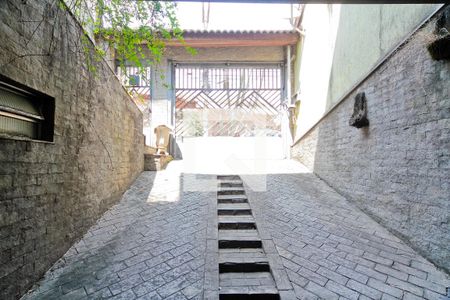 Casa para alugar com 289m², 4 quartos e 5 vagas Casa para alugar com 289m², 4 quartos e 5 vagasÁrea externa