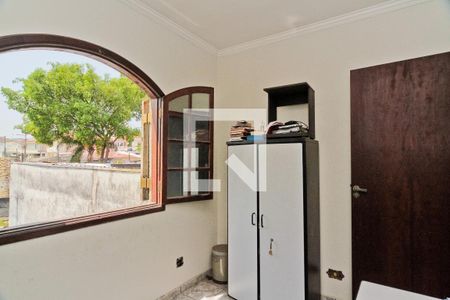 Casa para alugar com 289m², 4 quartos e 5 vagas Casa para alugar com 289m², 4 quartos e 5 vagasEscritório