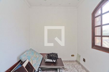 Casa para alugar com 289m², 4 quartos e 5 vagas Casa para alugar com 289m², 4 quartos e 5 vagasQuarto 2