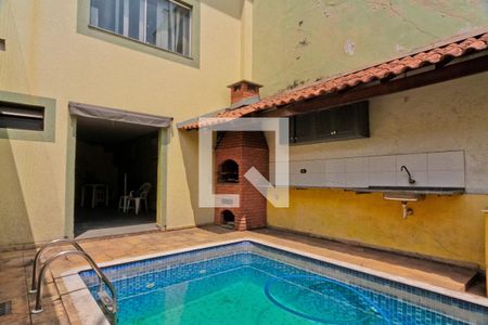 Casa para alugar com 289m², 4 quartos e 5 vagas Casa para alugar com 289m², 4 quartos e 5 vagasÁrea externa