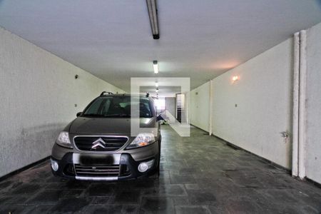 Casa para alugar com 289m², 4 quartos e 5 vagas Casa para alugar com 289m², 4 quartos e 5 vagasÁrea externa