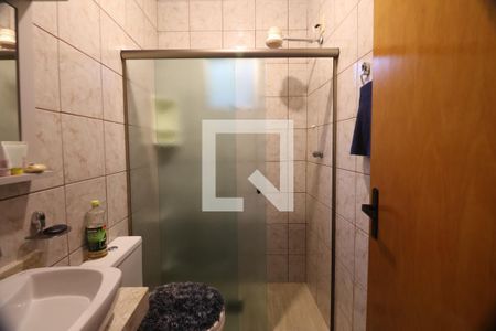 Casa à venda com 140m², 2 quartos e 5 vagasBanheiro da Suíte