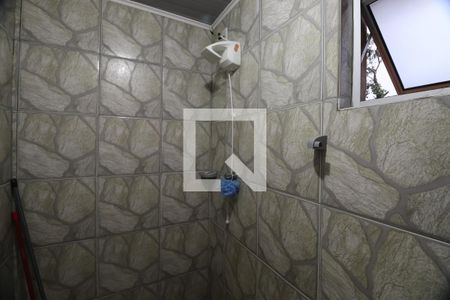 Casa à venda com 140m², 2 quartos e 5 vagasBanheiro de serviço